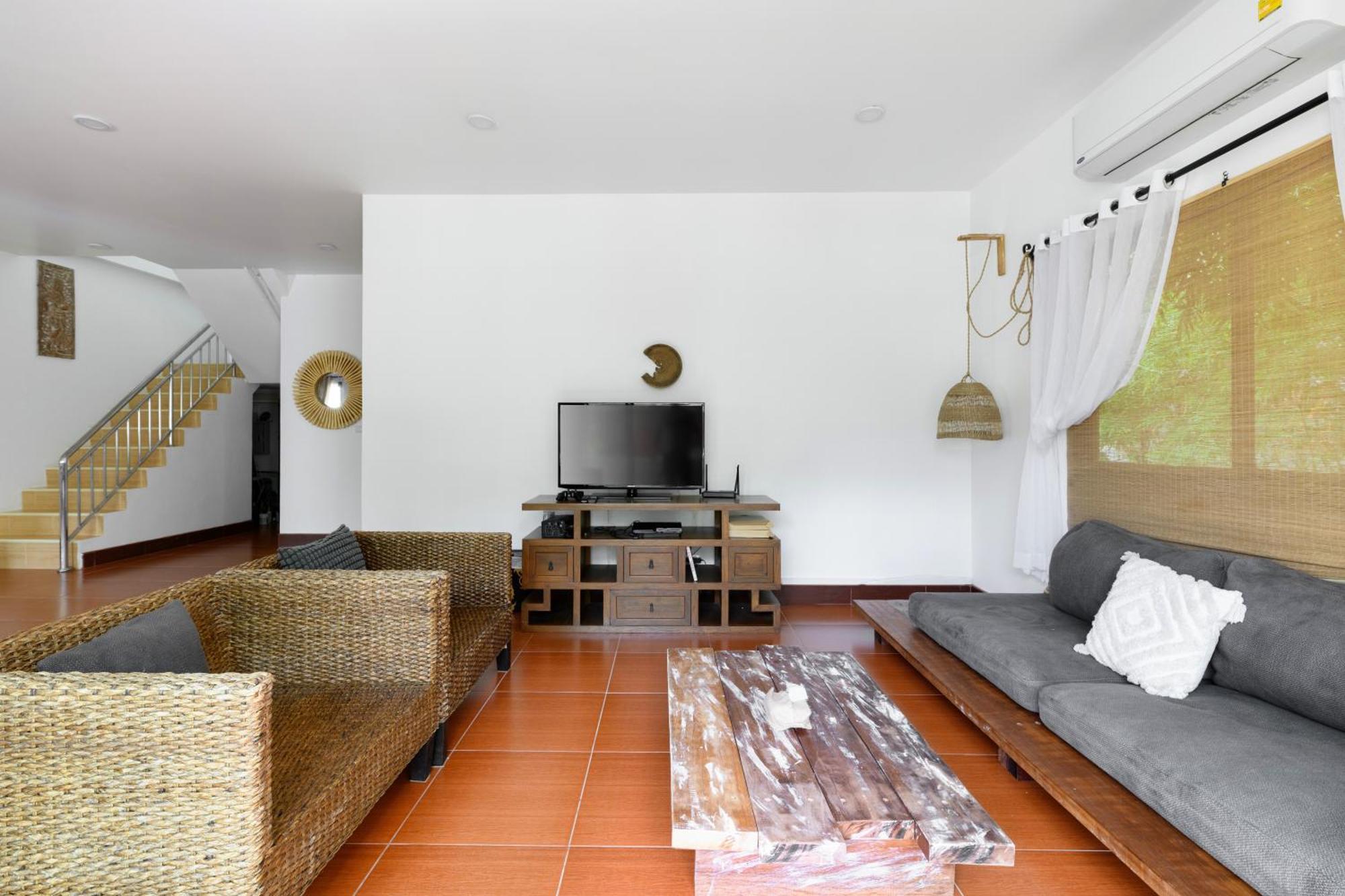 Beachfront Pool Villa Pantai Kamala Luaran gambar