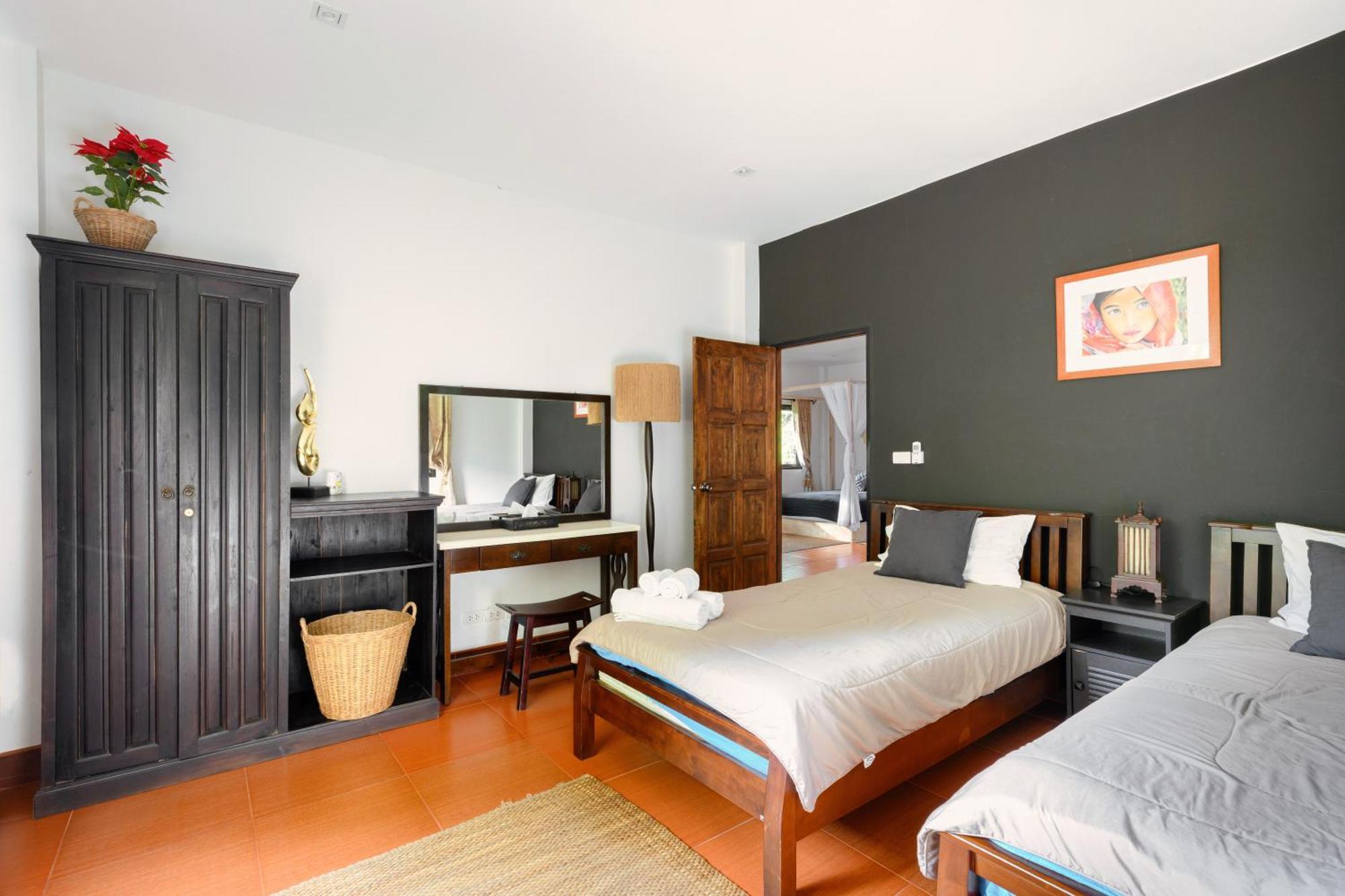Beachfront Pool Villa Pantai Kamala Luaran gambar
