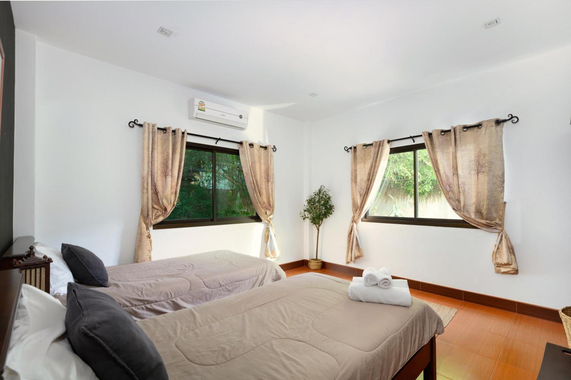 Beachfront Pool Villa Pantai Kamala Luaran gambar